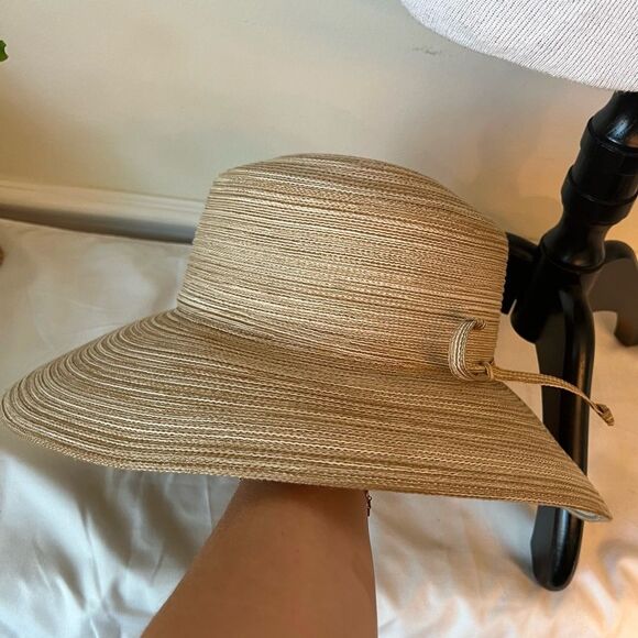 Sloggers Tan hat women size medium 22.5” - Picture 3 of 9